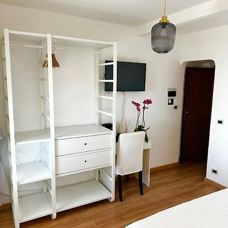 Hotel Greta &